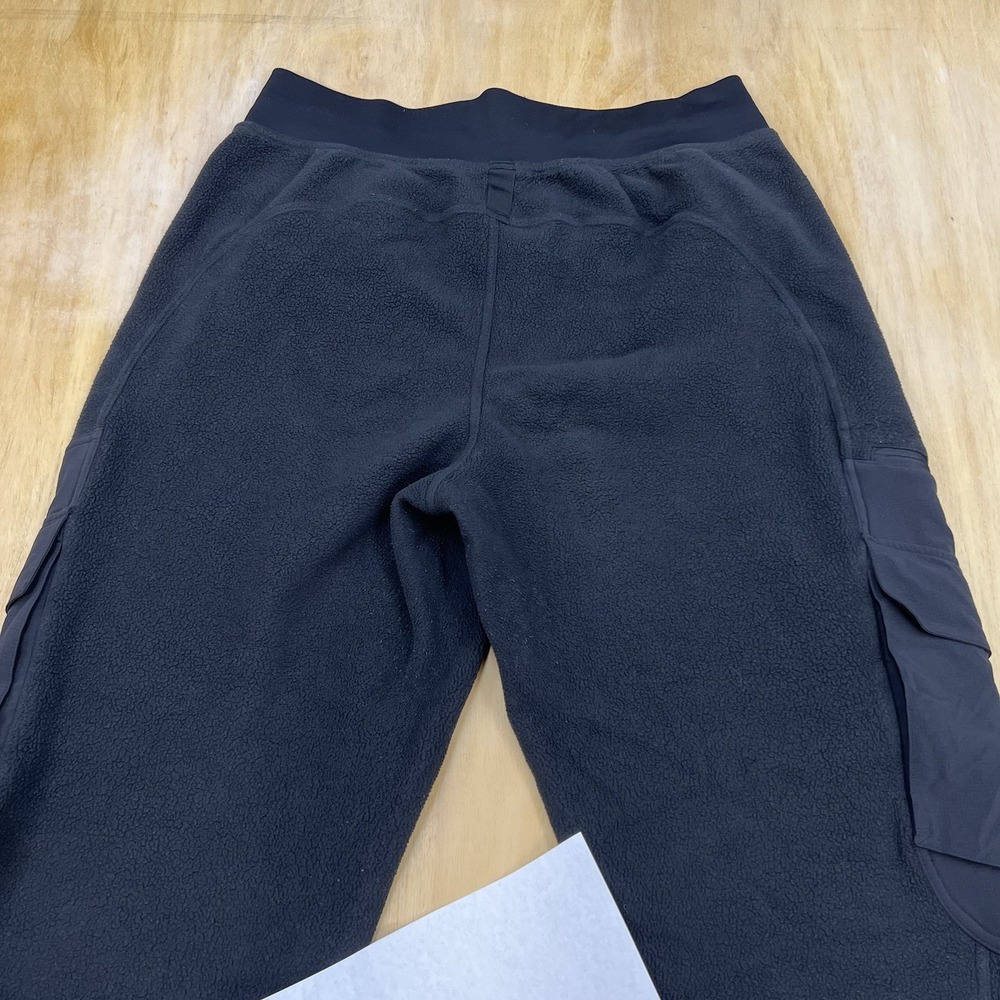 Lululemon Fleece High Rise Cargo Jogger Women Sz 12 (Waist 32-35) Black (No Tag) - Picture 5 of 16